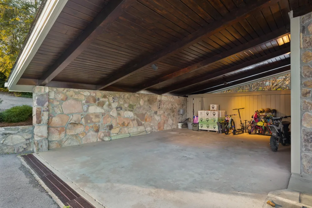 1001 Fleetwood Drive Lookout Mountain, GA 30750