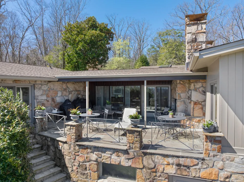 1001 Fleetwood Drive Lookout Mountain, GA 30750