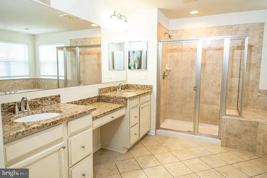 11287 SAINT CHRISTOPHER DRIVE White Plains, MD 20695