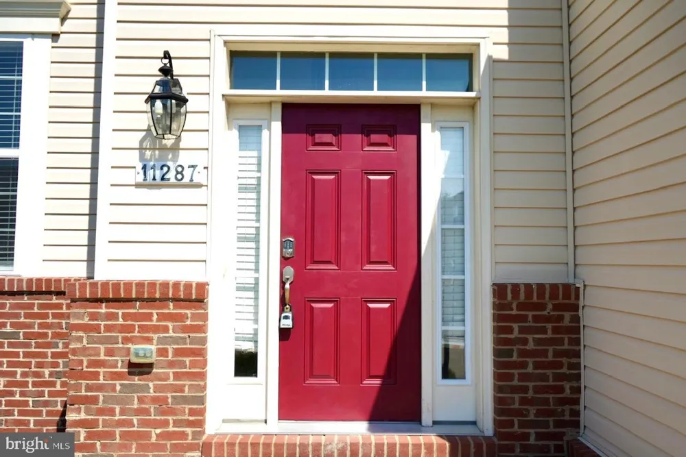 11287 SAINT CHRISTOPHER DRIVE White Plains, MD 20695