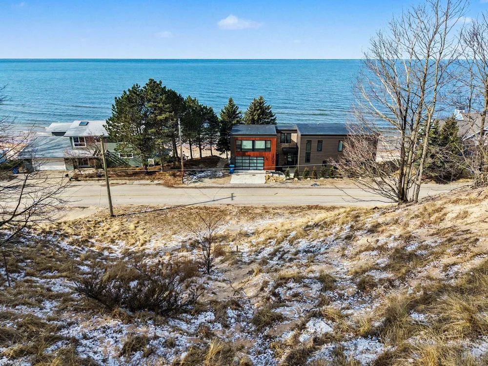 17812 Shore Estates Road Spring Lake, MI 49456