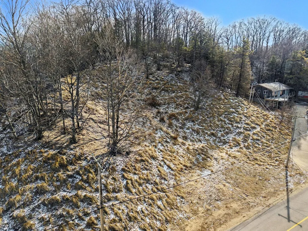 17812 Shore Estates Road Spring Lake, MI 49456