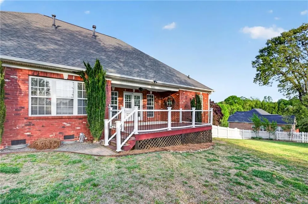 8597 Bayron Drive Colfax, NC 27235