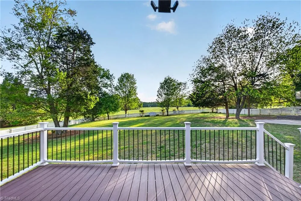 8597 Bayron Drive Colfax, NC 27235