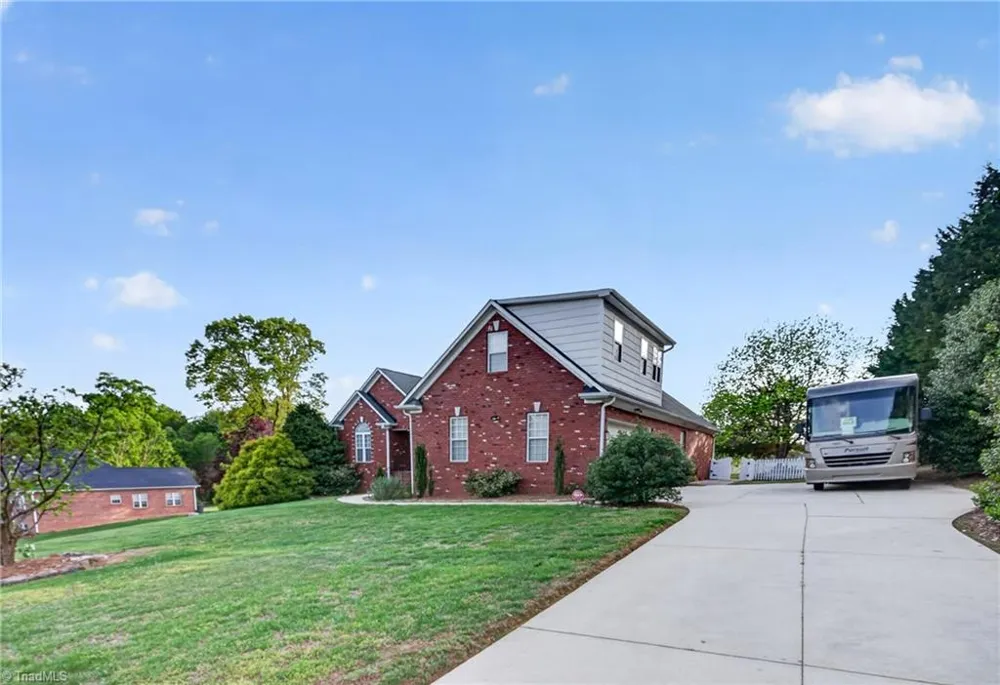 8597 Bayron Drive Colfax, NC 27235