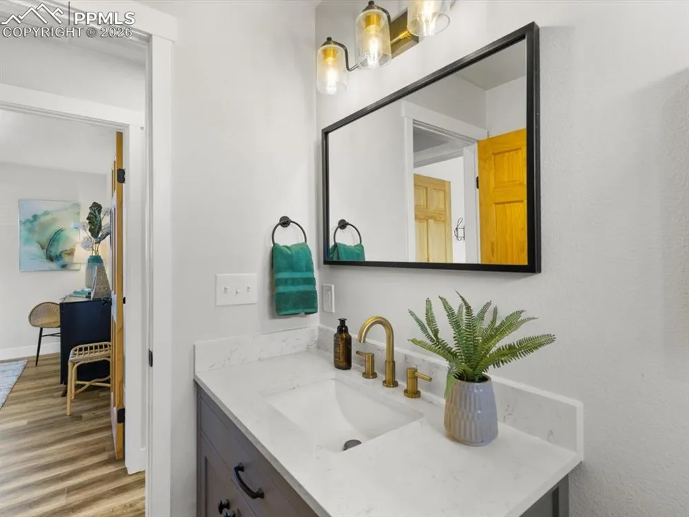 54 S Washington Street Monument, CO 80132