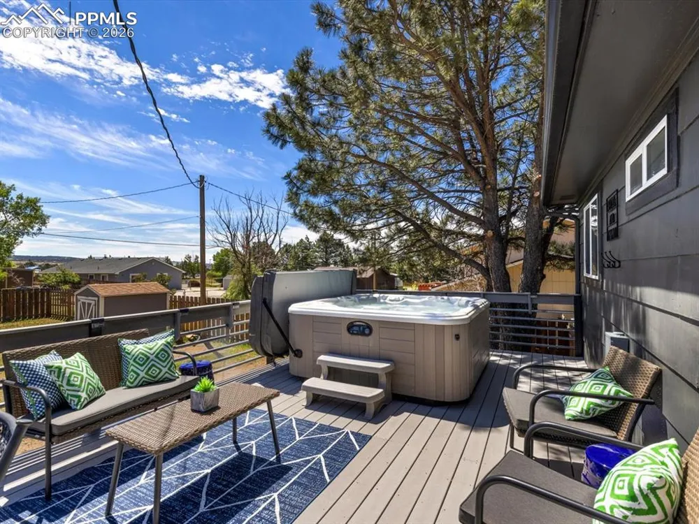 54 S Washington Street Monument, CO 80132