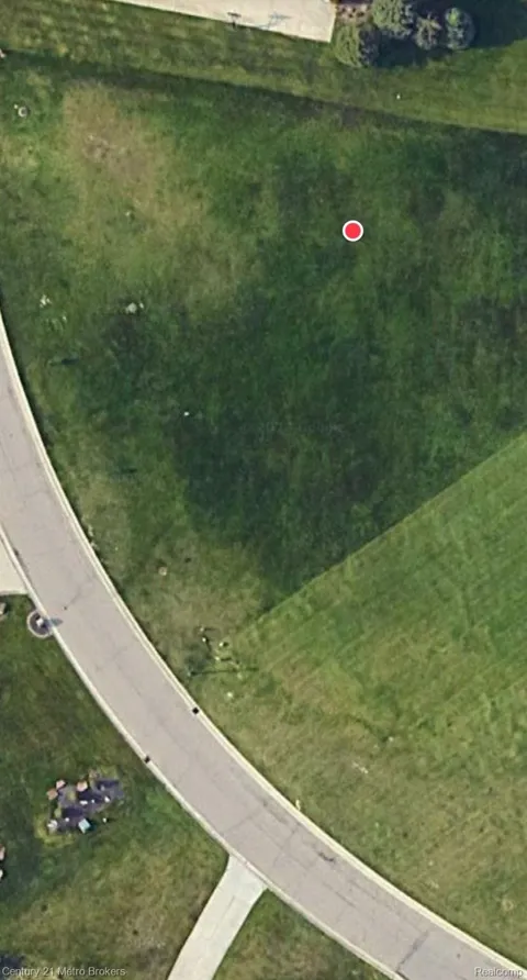 17070 Kings Fairway Lane