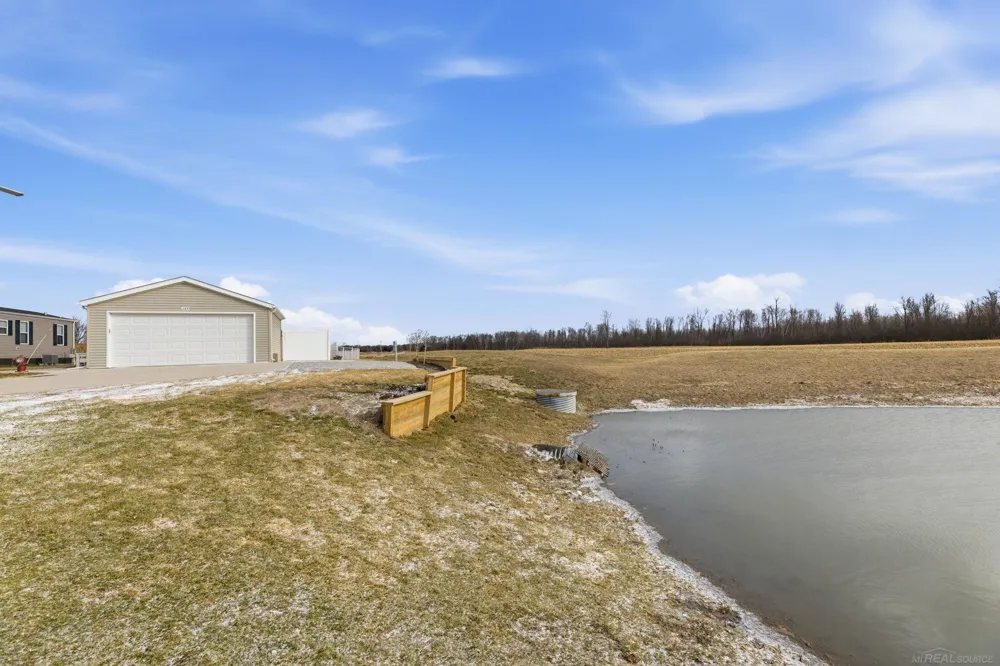 284 Rosebud Court Port Huron Charter Township, MI 48060