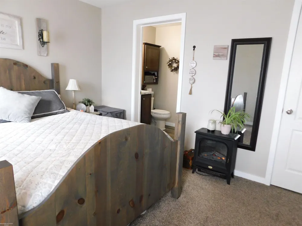 57574 Sawyer Court Lenox Township, MI 48048