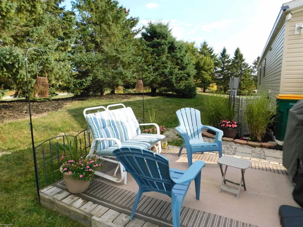 57574 Sawyer Court Lenox Township, MI 48048