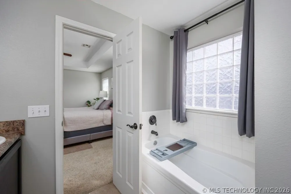 1904 Barnett Place Bartlesville, OK 74006