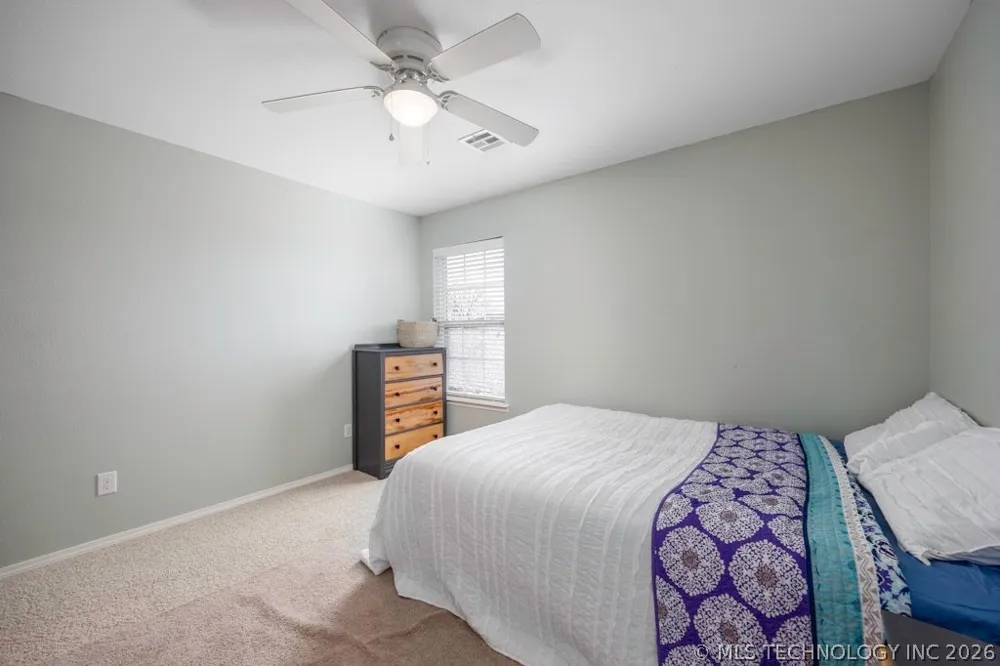 1904 Barnett Place Bartlesville, OK 74006
