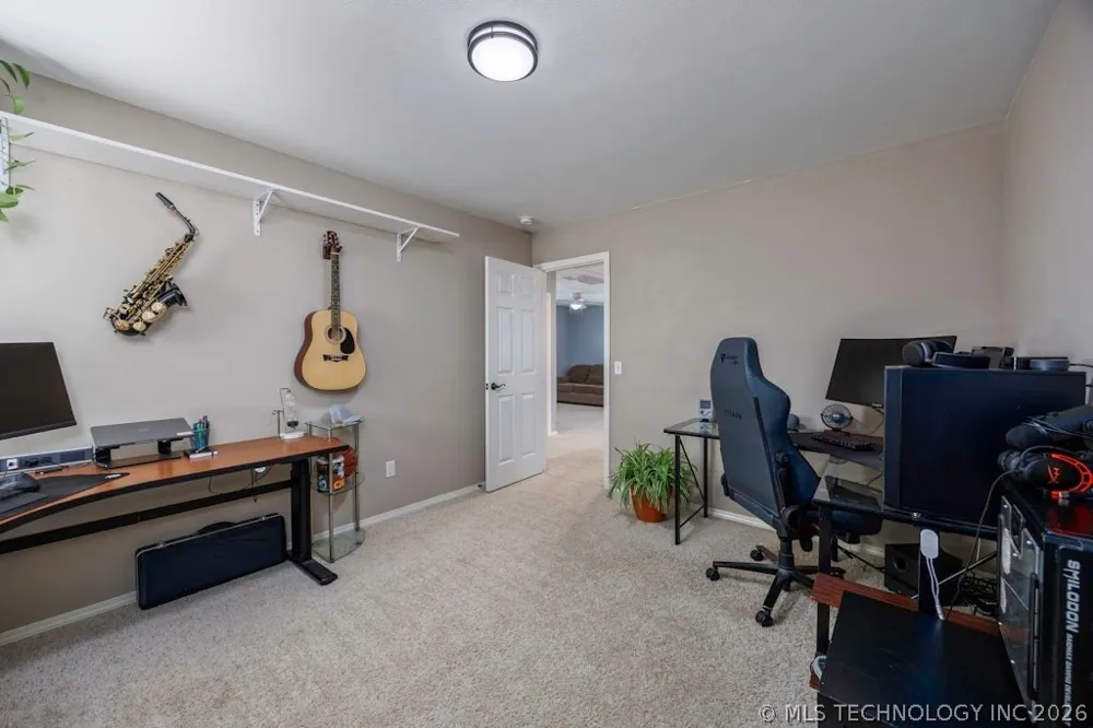 1904 Barnett Place Bartlesville, OK 74006