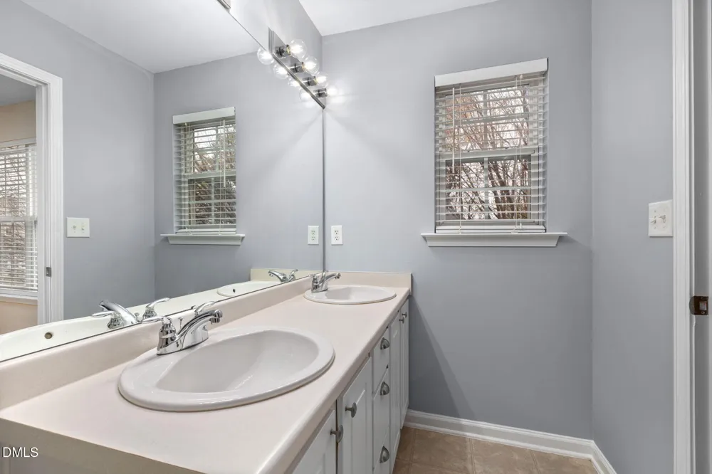 908 Hadel Place Knightdale, NC 27545