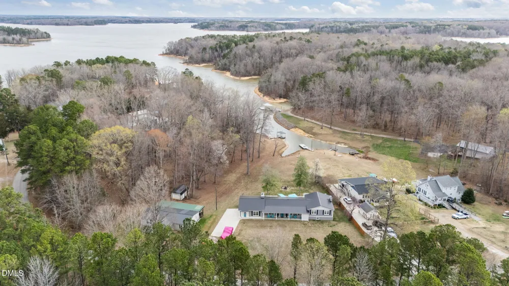 585 Bonanza Trail Clarksville, VA 23927