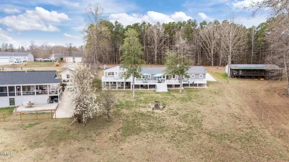 585 Bonanza Trail Clarksville, VA 23927