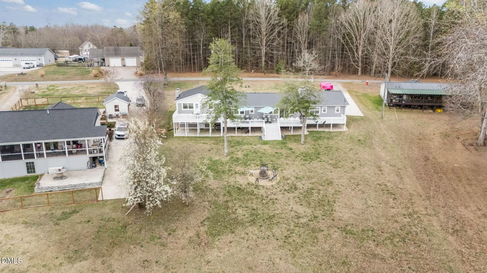 585 Bonanza Trail Clarksville, VA 23927
