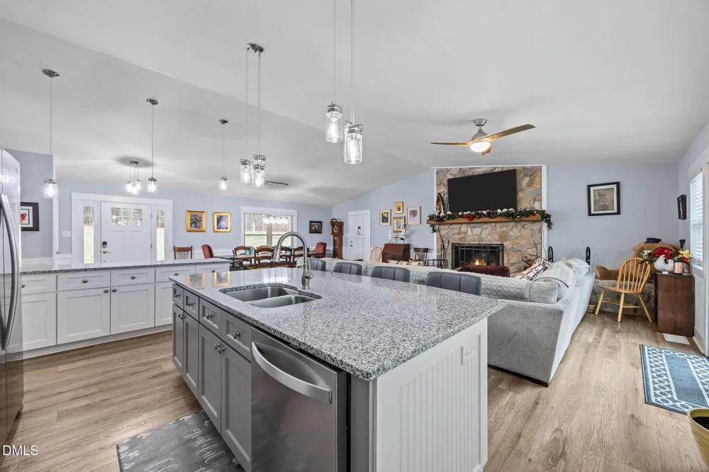 585 Bonanza Trail Clarksville, VA 23927