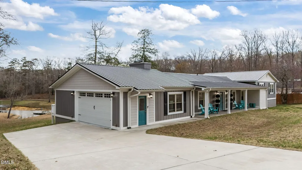585 Bonanza Trail Clarksville, VA 23927