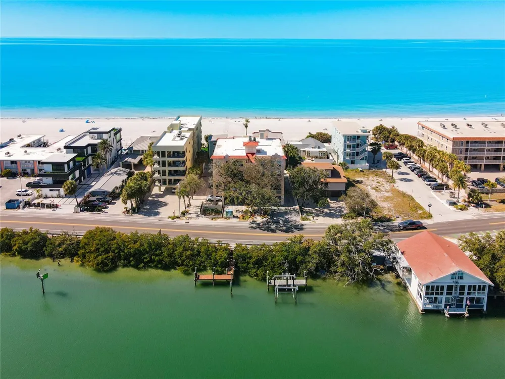 78 GULF BOULEVARD #5 Indian Rocks Beach, FL 33785