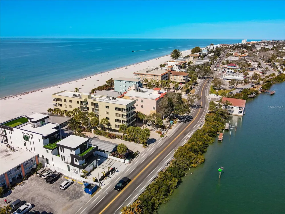 78 GULF BOULEVARD #5 Indian Rocks Beach, FL 33785