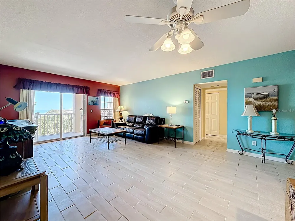 78 GULF BOULEVARD #5 Indian Rocks Beach, FL 33785