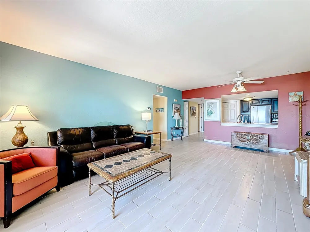 78 GULF BOULEVARD #5 Indian Rocks Beach, FL 33785