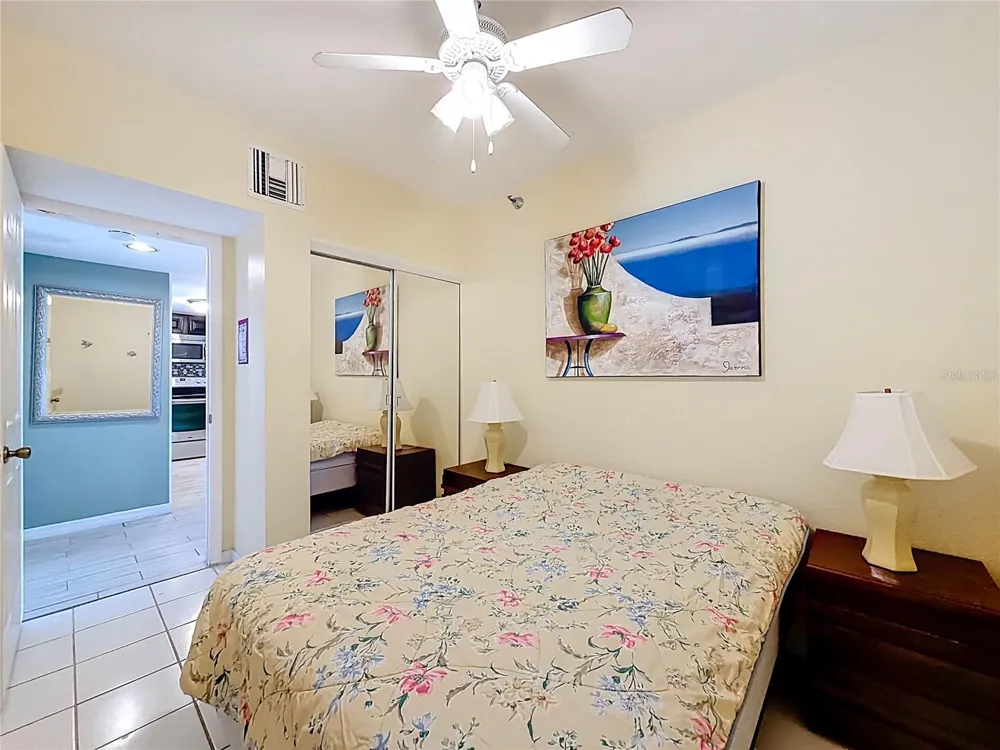 78 GULF BOULEVARD #5 Indian Rocks Beach, FL 33785