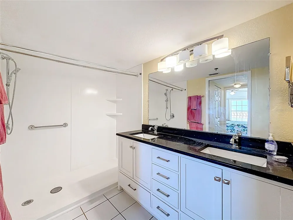 78 GULF BOULEVARD #5 Indian Rocks Beach, FL 33785
