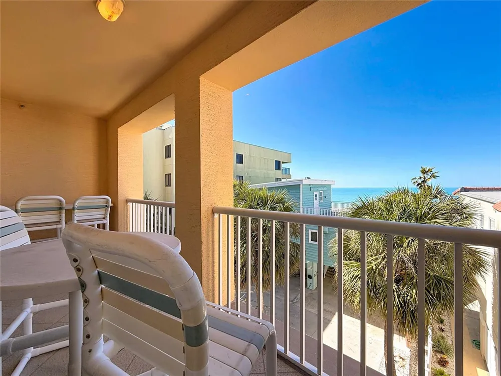 78 GULF BOULEVARD #5 Indian Rocks Beach, FL 33785