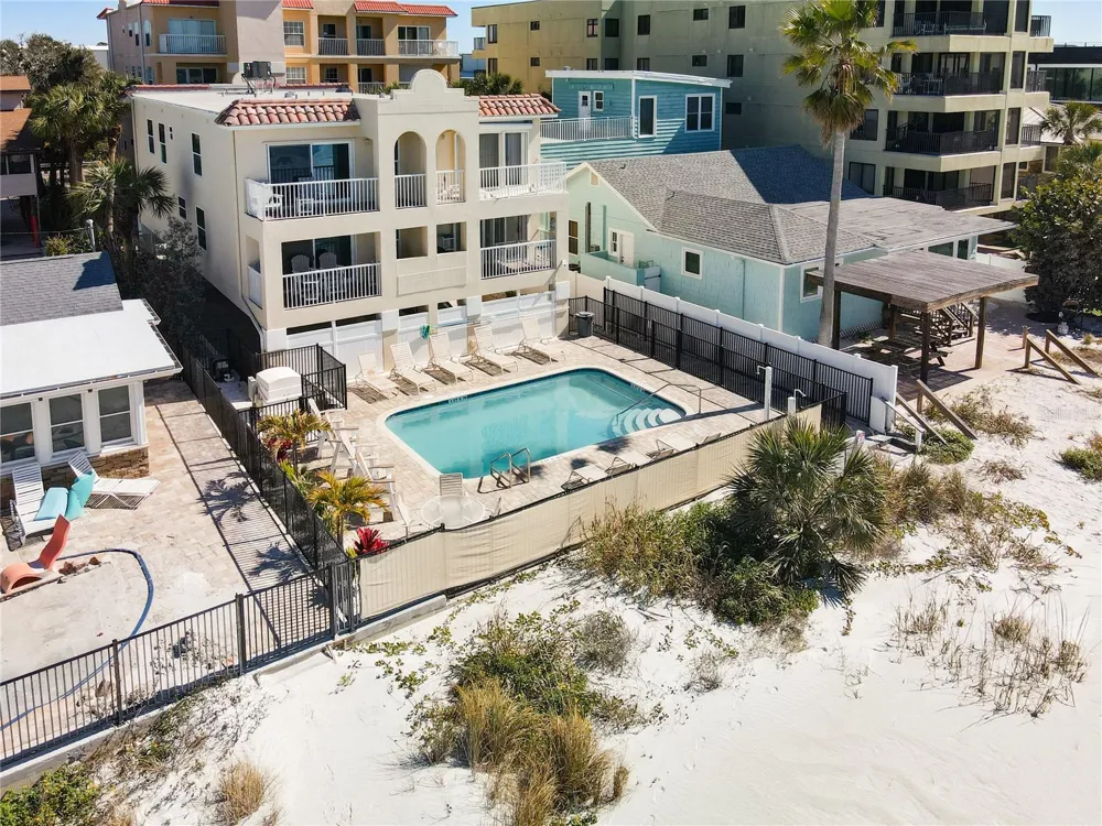 78 GULF BOULEVARD #5 Indian Rocks Beach, FL 33785