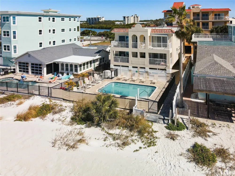 78 GULF BOULEVARD #5 Indian Rocks Beach, FL 33785
