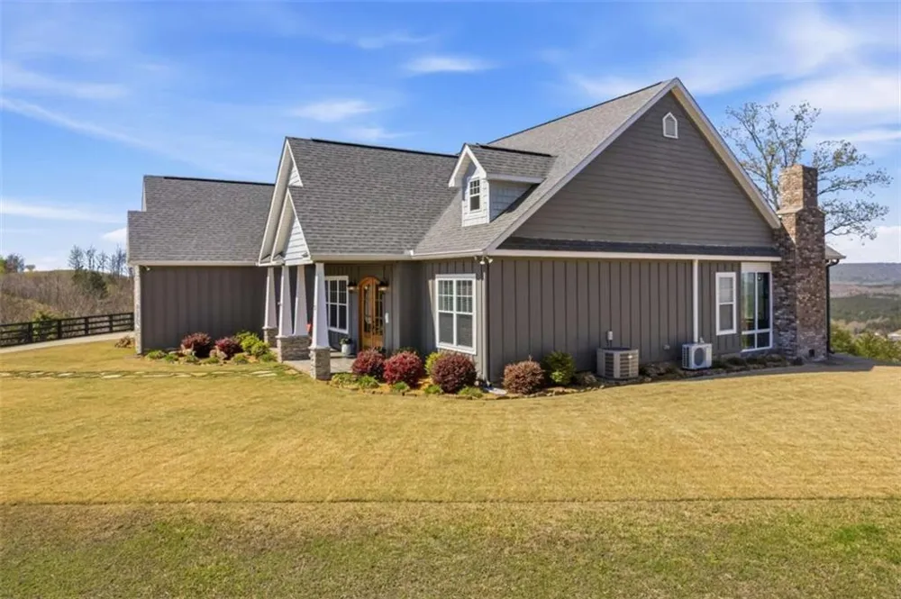 51 County Road 1024 Cedar Bluff, AL 35959