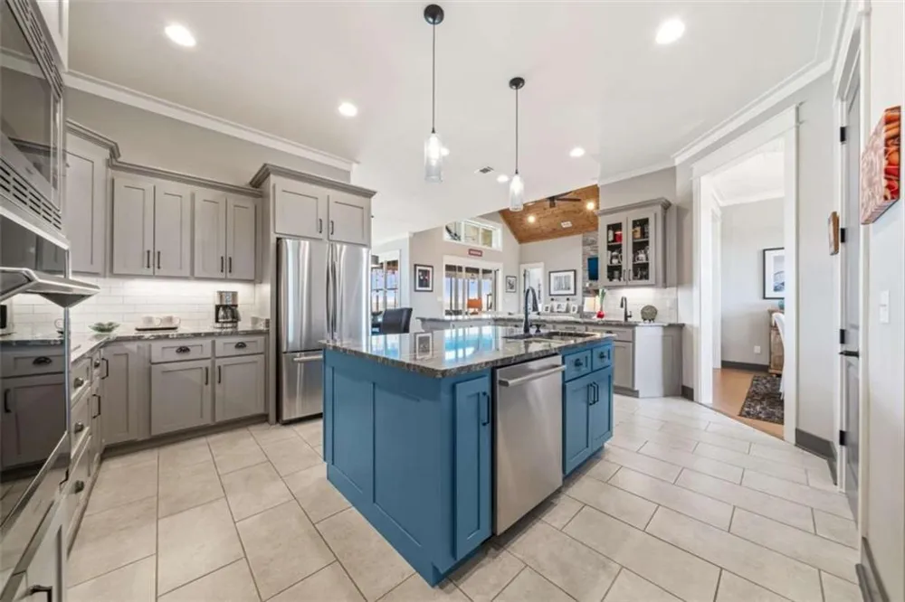 51 County Road 1024 Cedar Bluff, AL 35959