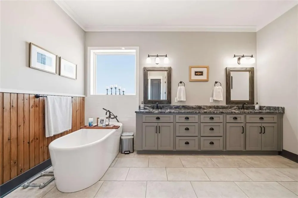 51 County Road 1024 Cedar Bluff, AL 35959