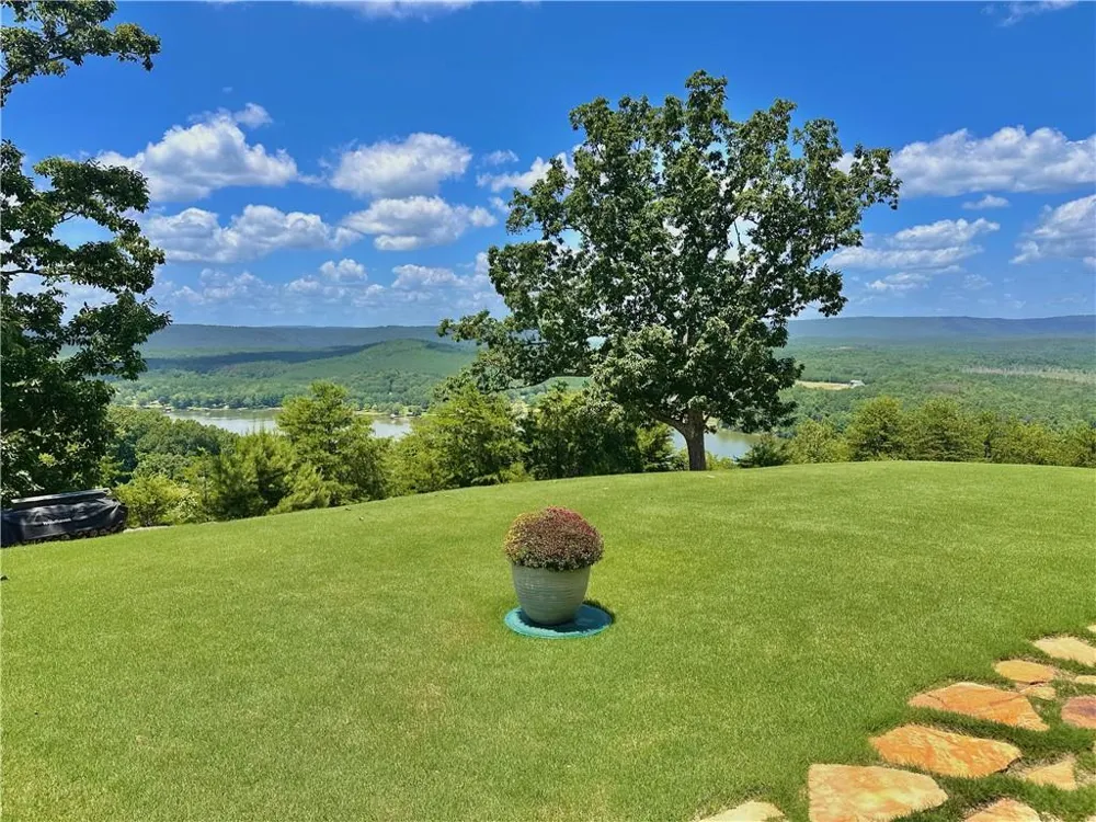 51 County Road 1024 Cedar Bluff, AL 35959