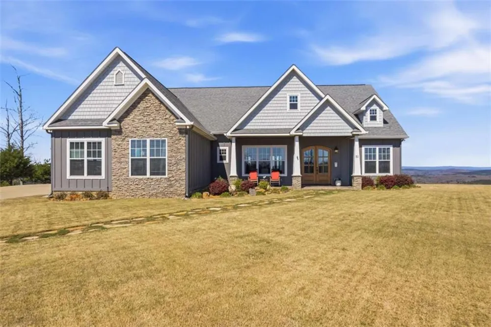 51 County Road 1024 Cedar Bluff, AL 35959