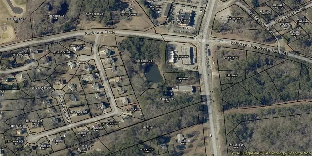 1600 Rockdale Circle Snellville, GA 30078