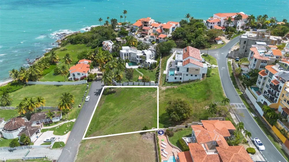 * SURFSIDE #39 Humacao, PR 00791