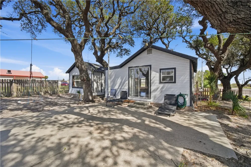 502 Commercial Street Aransas Pass, TX 78336