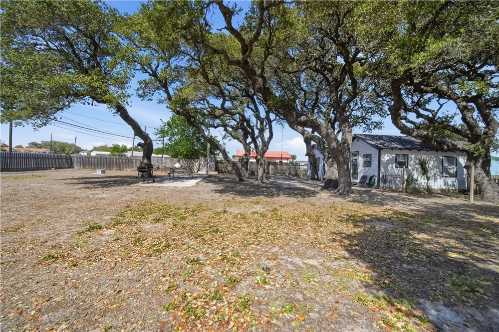 502 Commercial Street Aransas Pass, TX 78336