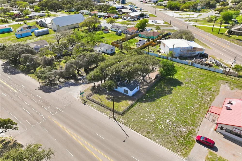 502 Commercial Street Aransas Pass, TX 78336