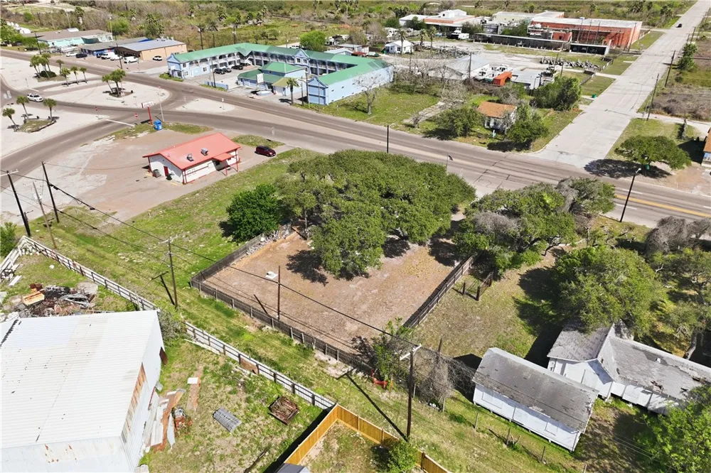502 Commercial Street Aransas Pass, TX 78336