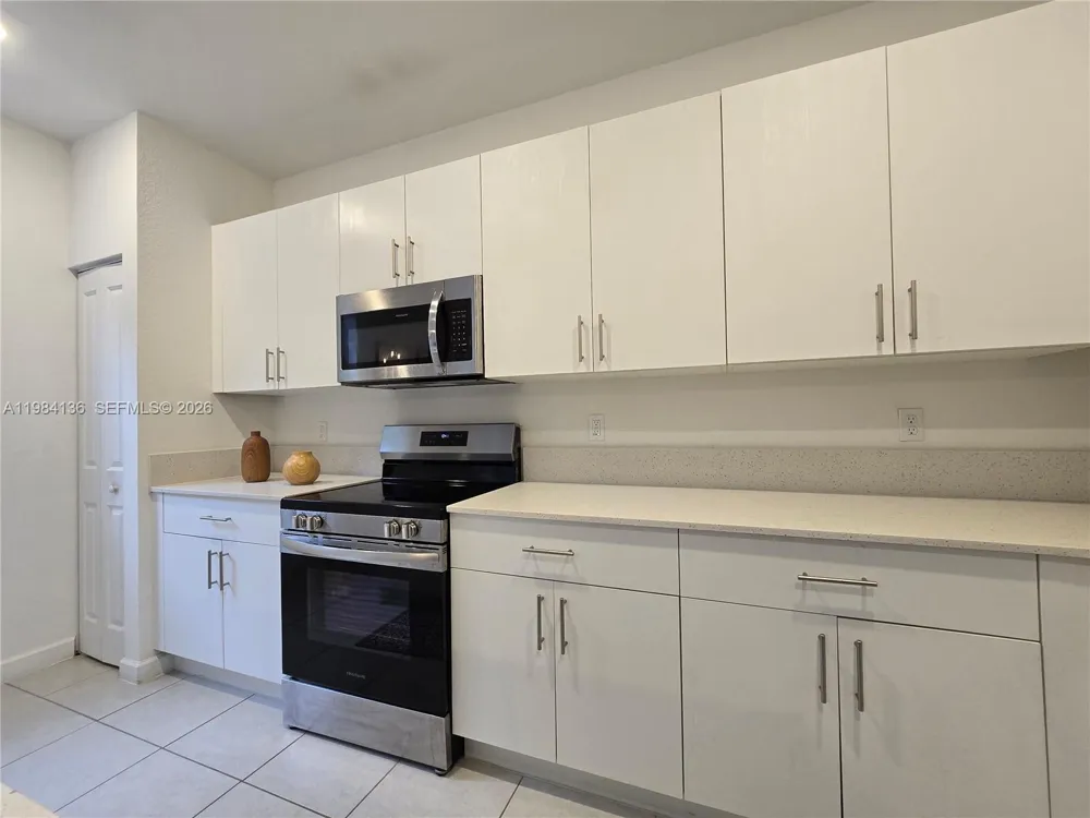 2761 NW 55th Way Lauderhill, FL 33313