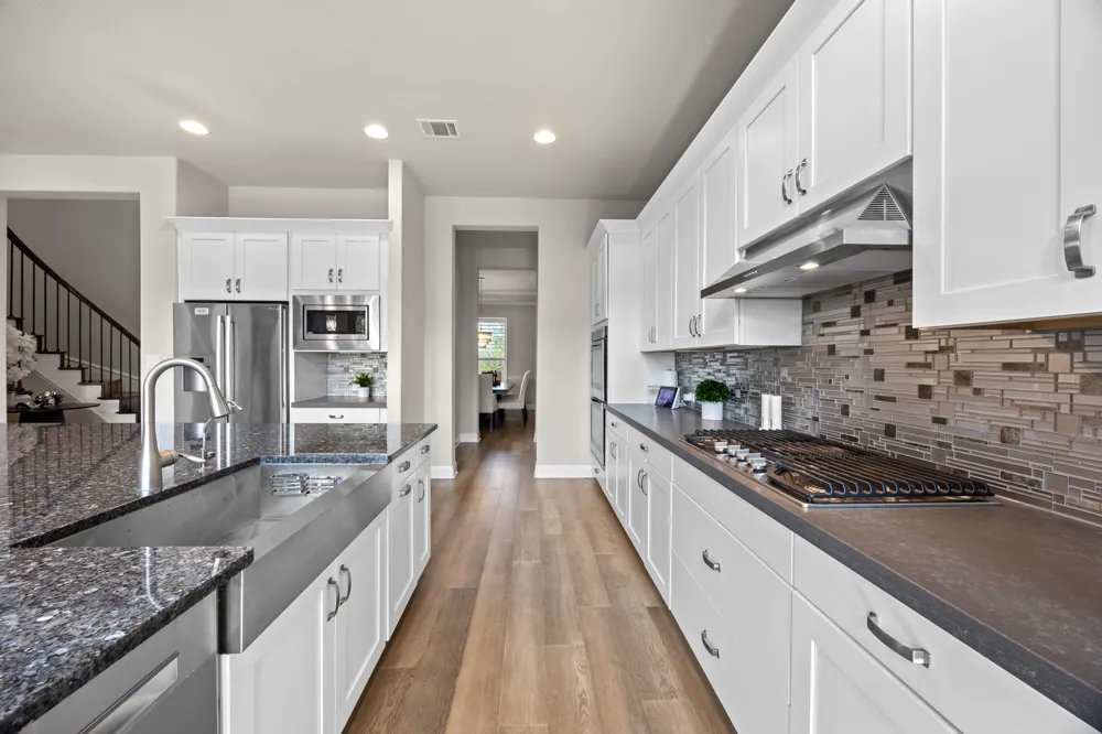 15705 Colinas Cove Bee Cave, TX 78738