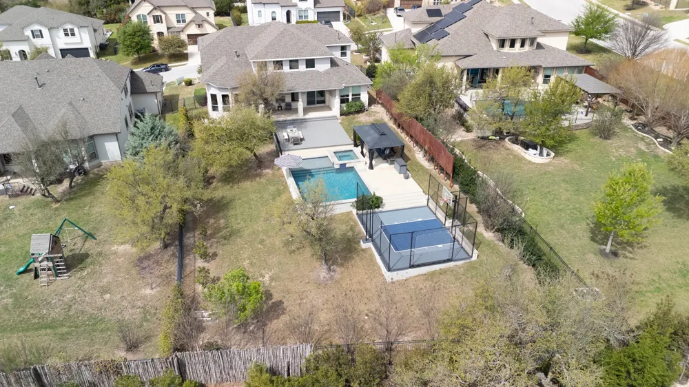 15705 Colinas Cove Bee Cave, TX 78738