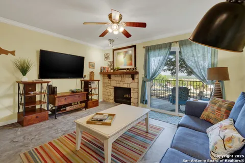 1603 Parkview #APT D1