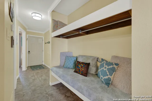 1603 Parkview #APT D1 Canyon Lake, TX 78133