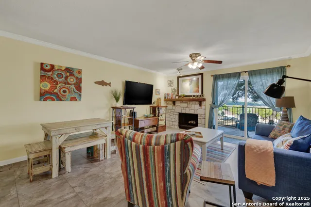 1603 Parkview #APT D1 Canyon Lake, TX 78133